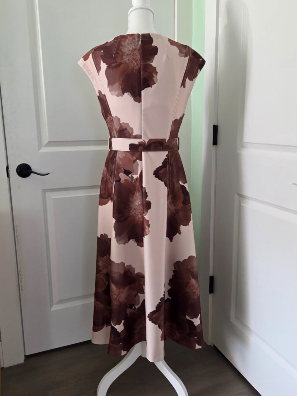 Floral V-Neck Belted Midi A-Line Dress - Picture 4 of 9